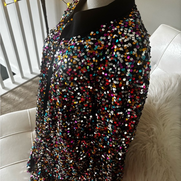 Sequin Button-Down Tunic Top - Picture 6 of 8